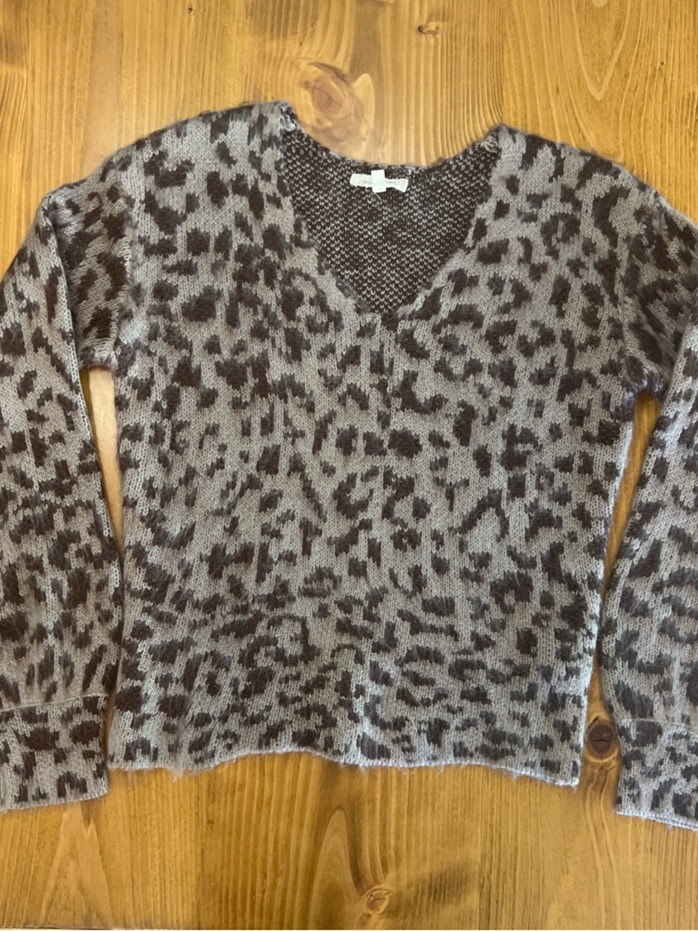 Soft Leopard Print Sweater | Cozy Neutral Knit | Size S